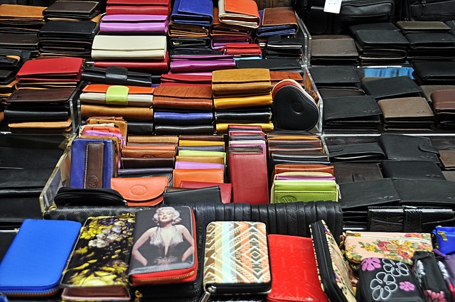 Free Wallets Purse photo and picture