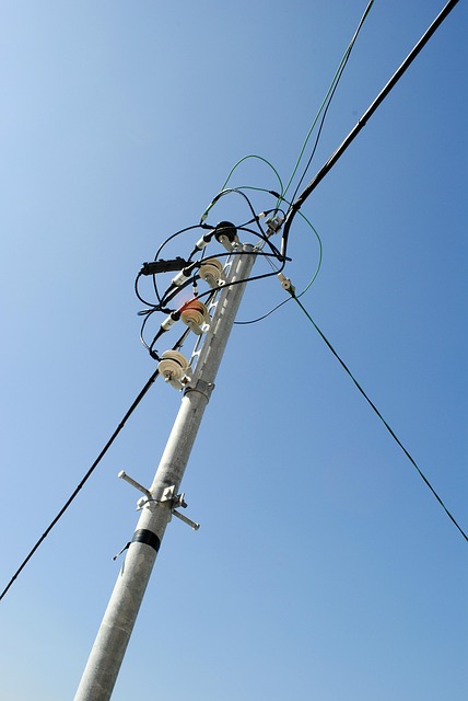 Telegrafenmast, Himmel, Blauer Himmel