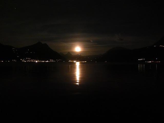 Free Moon Lake photo and picture