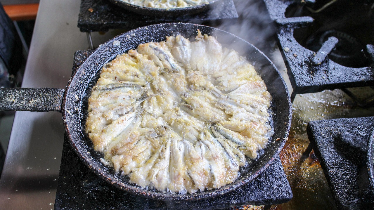 Fried Anchovy Frying Pan Cooking · Free photo on Pixabay