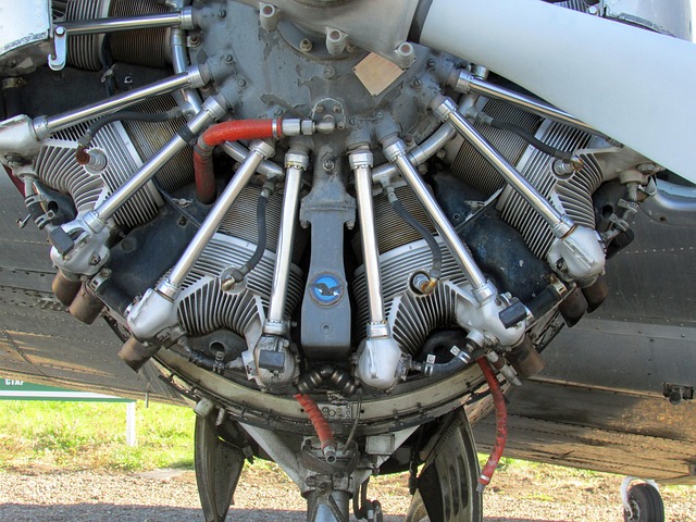 Free Beechcraft 18 Engine photo and picture