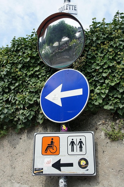 Free Traffic Sign Signpost photo and picture