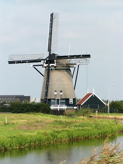 Free Windmill Holland photo and picture