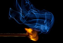 Streichholz Feuer Nahaufnahme Kostenloses Foto Auf Pixabay