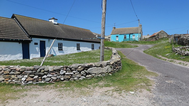Free House Farmhouse photo and picture