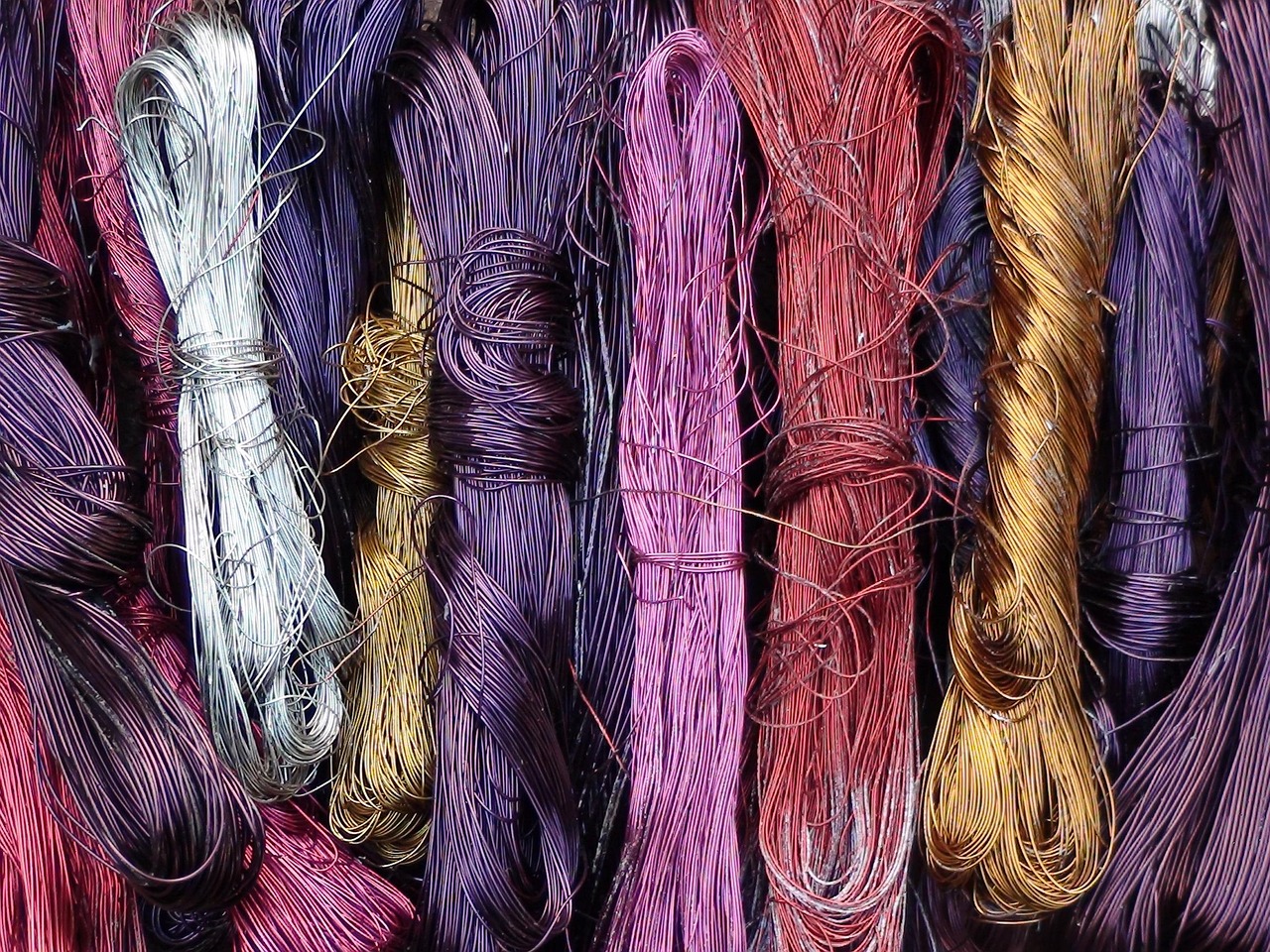 Wires - free online jigsaw puzzle photo