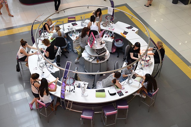 Free Manicure Salon photo and picture