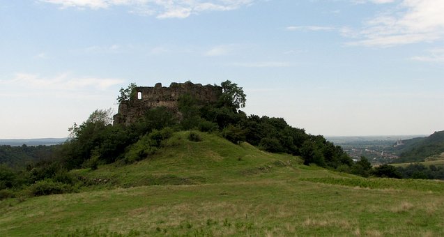 Soimos, Festung, Wahrzeichen, Tourismus