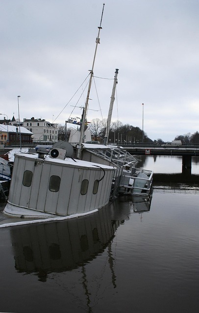 Free Skuta Ship photo and picture