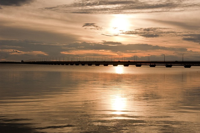 Free Ölandsbro Bridge photo and picture