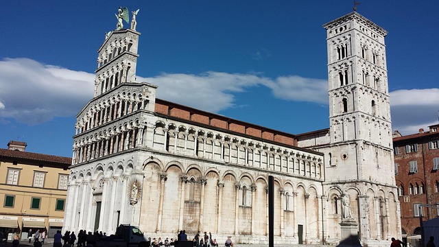 Free Tuscany Duomo photo and picture