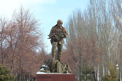 Free Monument Statue photo and picture