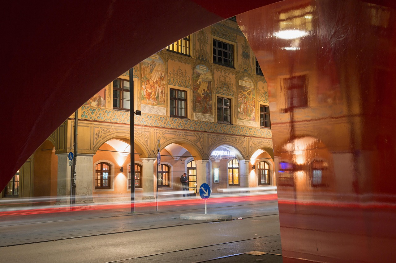 Town Hall - free online jigsaw puzzle photo