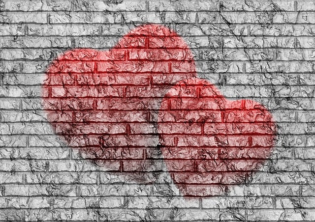 Free heart love graffiti illustration