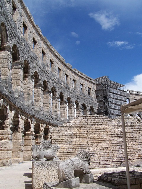 Free Amphitheater Croatia photo and picture