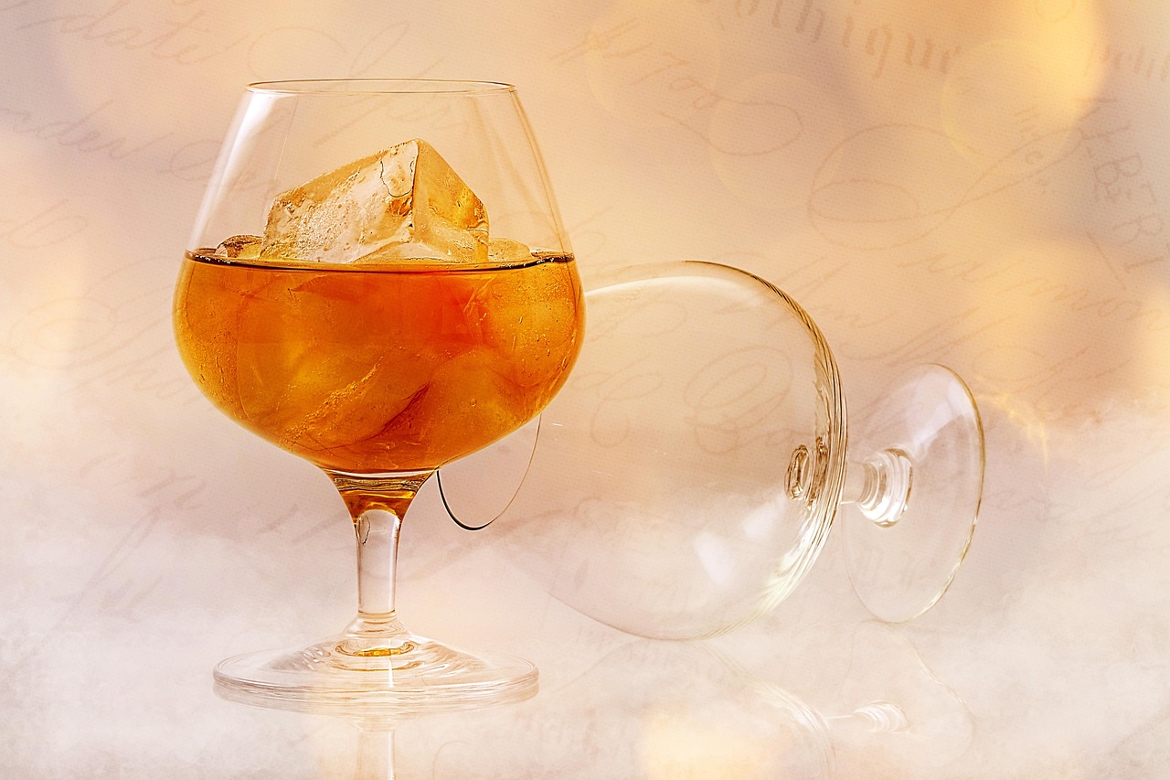 100+ Free Brandy & Whiskey Images Pixabay