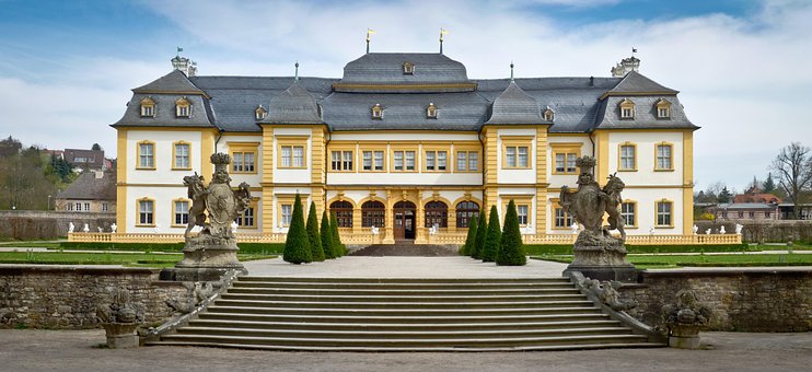 Schloss Veitshochheim, Дворец