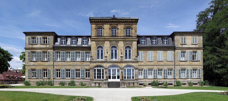 Schloss Fantaisie, Дворец, Строительство