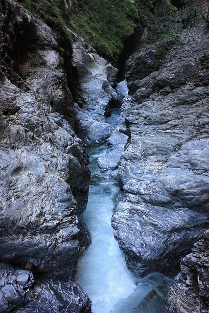 Free Water Rock photo and picture