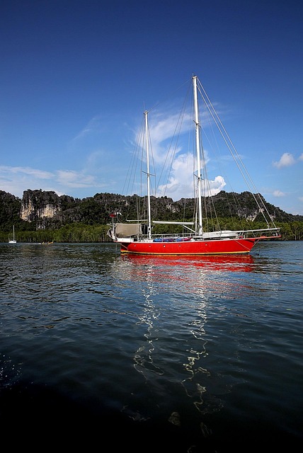 Free Boat Yacht photo and picture