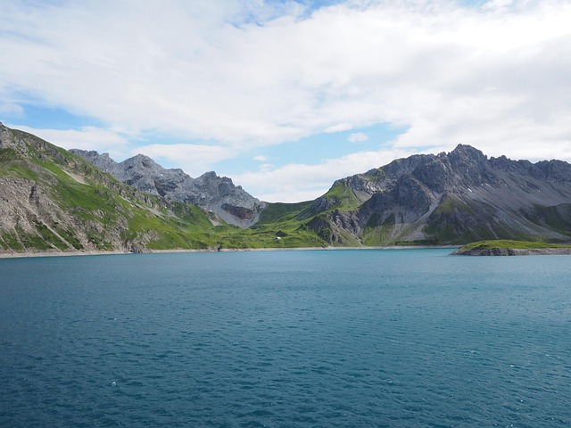 Free Lünersee Lake photo and picture