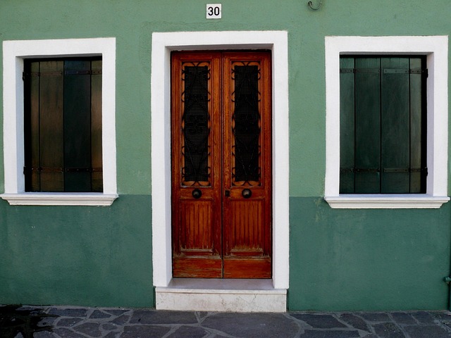Free Colorful Houses Door photo and picture