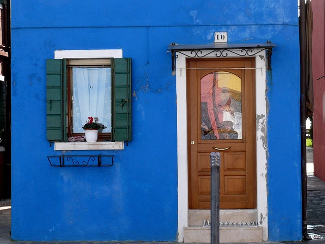 Free Colorful Houses Old Houses photo and picture