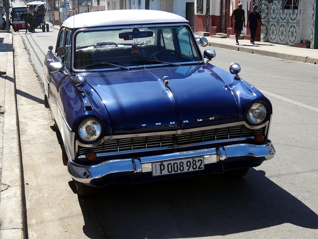 Free Car Retro photo and picture