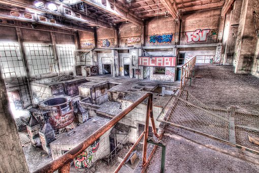 Industrie, Descompunere, Fabrică