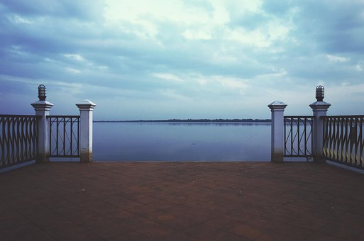 Pohled, Jezero, Mraky, Voda, Plot, Brána