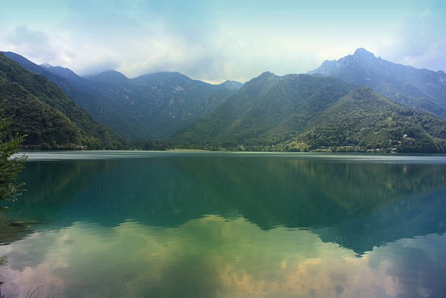 Free Water Reflection photo and picture