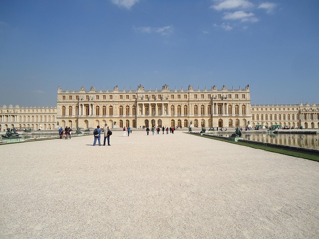 Free Versailles Palace photo and picture