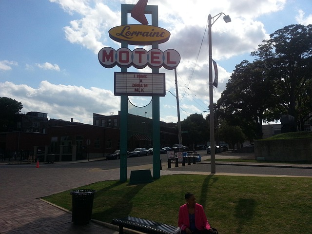 Free Lorraine Motel Sign photo and picture