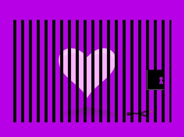 Free heart pink purple illustration