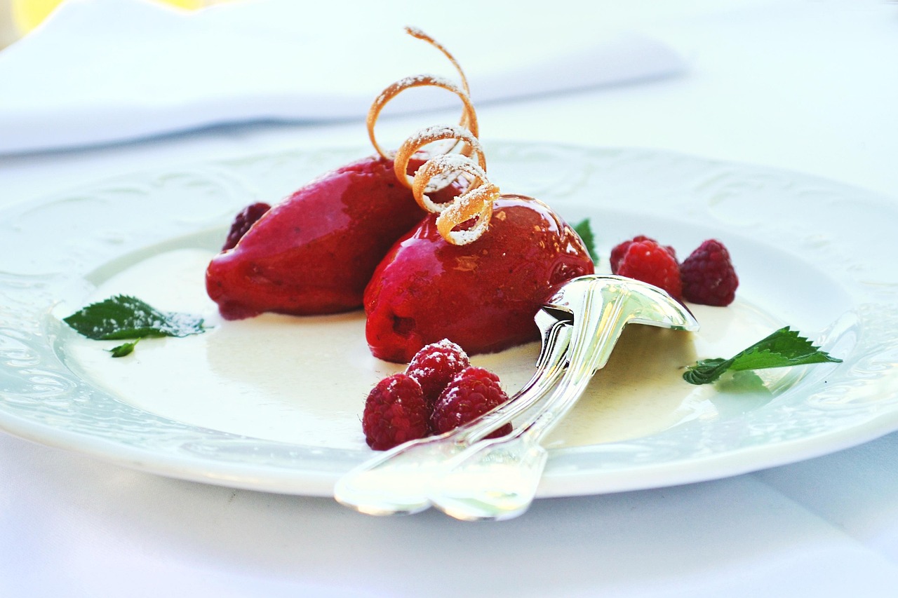 https://cdn.pixabay.com/photo/2015/02/20/10/21/sorbet-643018_1280.jpg