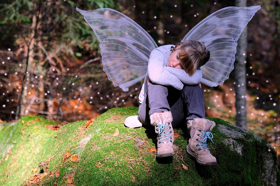 Kind, Mädchen, Wald, Nachdenklich, Flügel, Märchen, Fee
