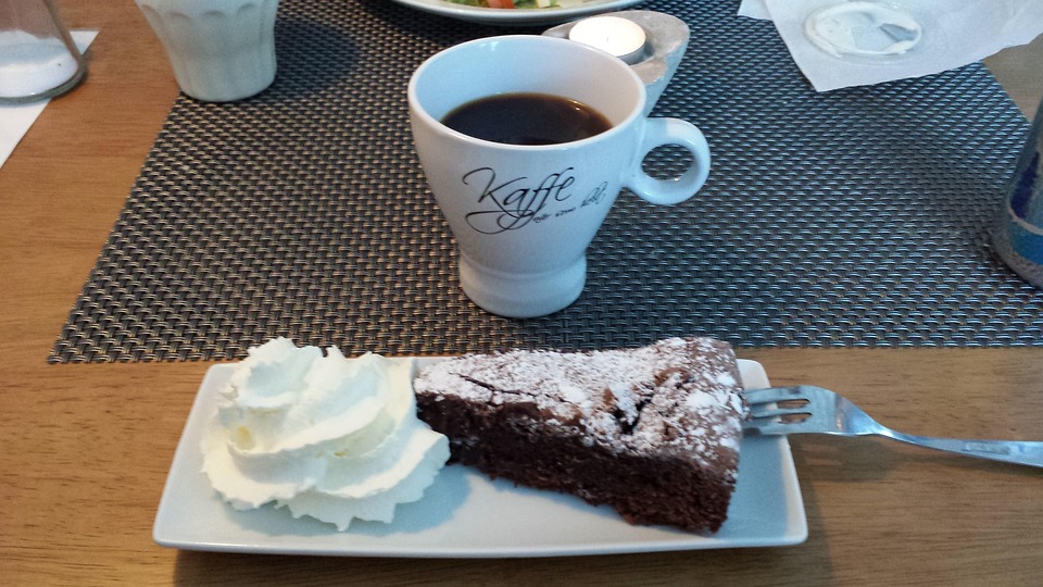 Fika, Kladdkaka, Grädde, Kaffe, Choklad, Kaffekopp