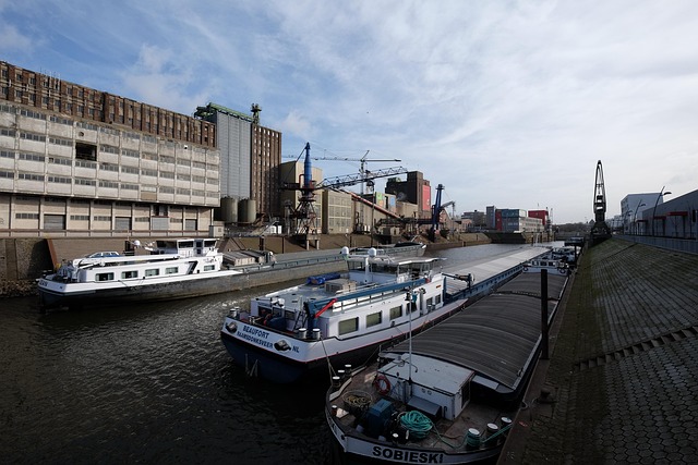 Free Neuss Port photo and picture