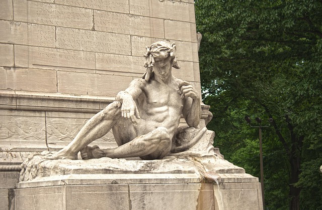 Free Sculpture Statue photo and picture