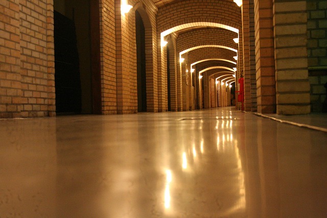 Hal, Sti, Tunnel