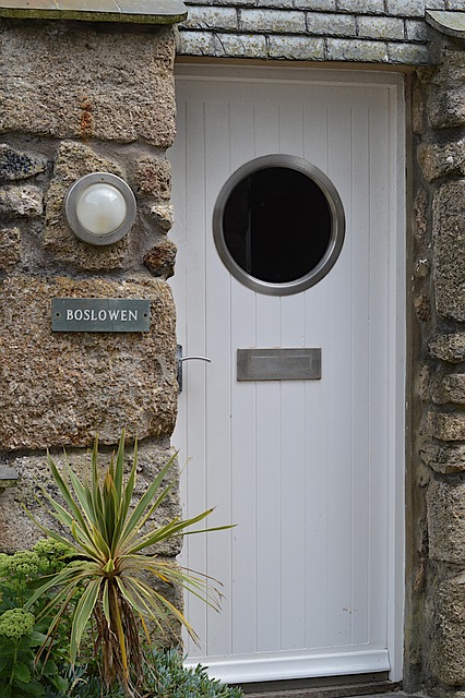 Free Door Porthole photo and picture