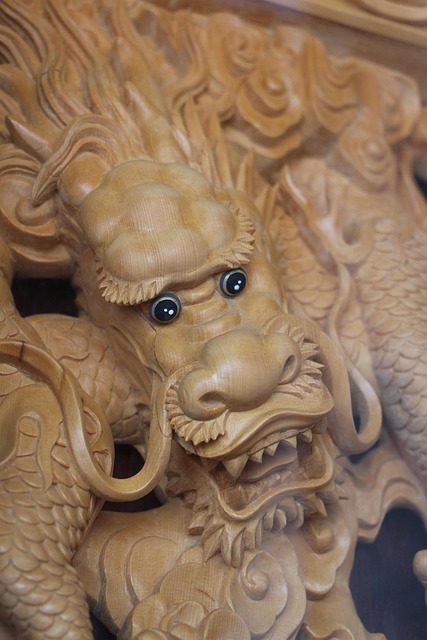 Free Dragon Sculpture photo and picture
