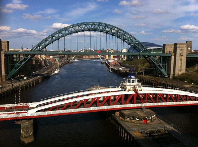 Free Bridge Tyne photo and picture