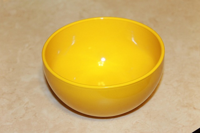 Free Plate Yellow photo and picture