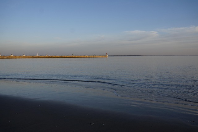 Free Beach Saint Nazaire photo and picture
