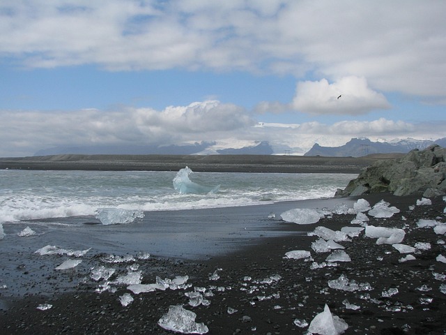 Free Iceland Beach photo and picture