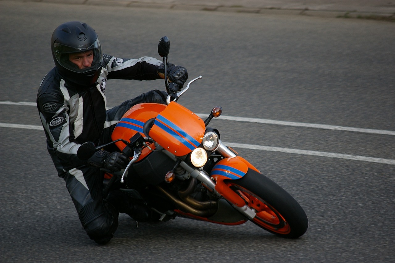 Buy motorcycle in Sham Shui Po: Market Overview and Legal Buying Guide