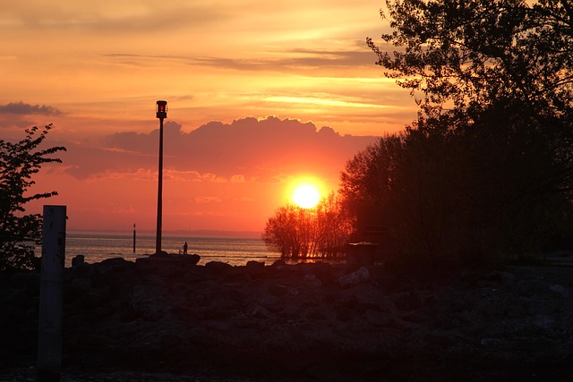 Free Sun Eve photo and picture