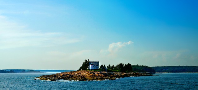 Free Lighthouse Ocean photo and picture
