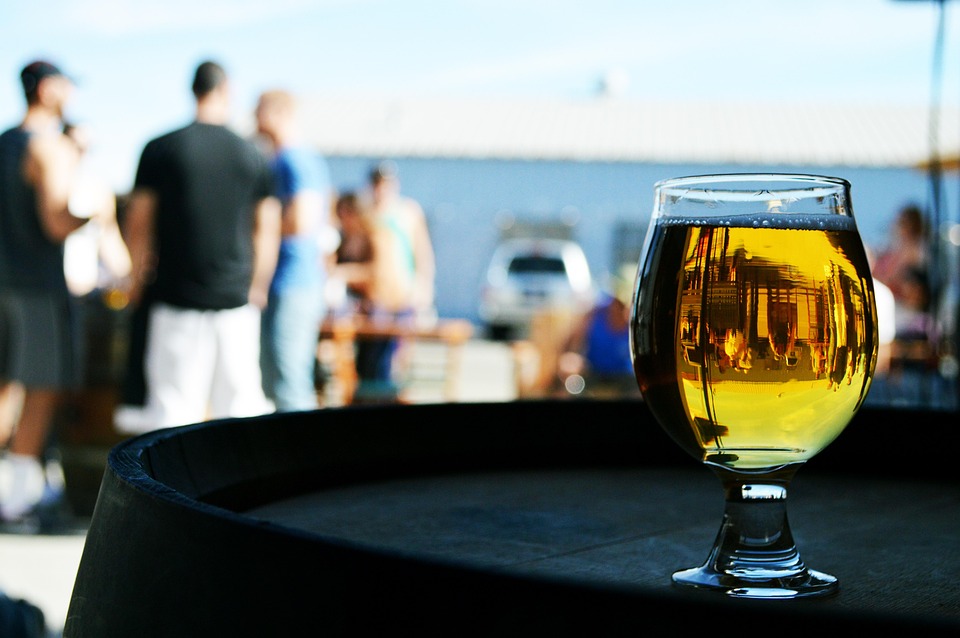 What Does Ale Taste Like BlogChef